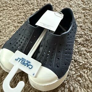 Capelli of New York Kids Navy and White Water Shoes